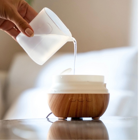 Guru Nanda Woodsy Ultrasonic Diffuser/Cool Mist Humidifier.  USB Cable, … - Picture 13 of 16